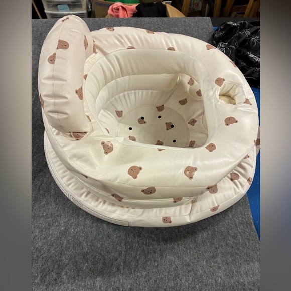 Baby Inflatable Seat - Picture 2 of 4